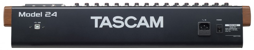 TASCAM 發(fā)布 Model 24 數(shù)字多軌錄音機